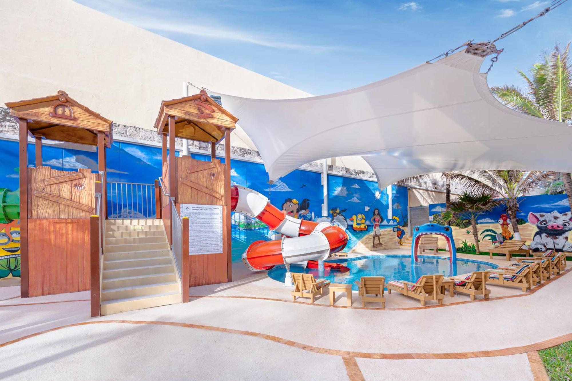 Gr Solaris Cancún Extérieur photo